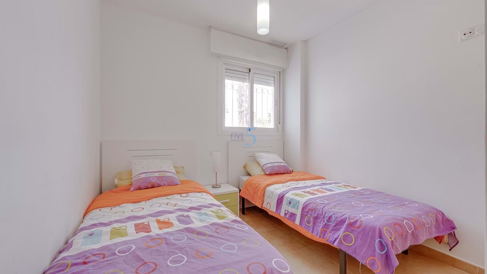 Apartamento de 2 habitaciones en Villamartin en venta con piscina garaje - 224.900 € (Ref: 9240918)