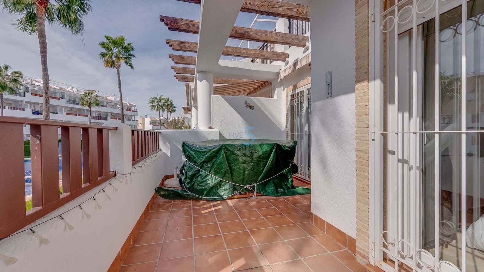 Apartamento de 2 habitaciones en Villamartin en venta con piscina garaje - 224.900 € (Ref: 9240918)