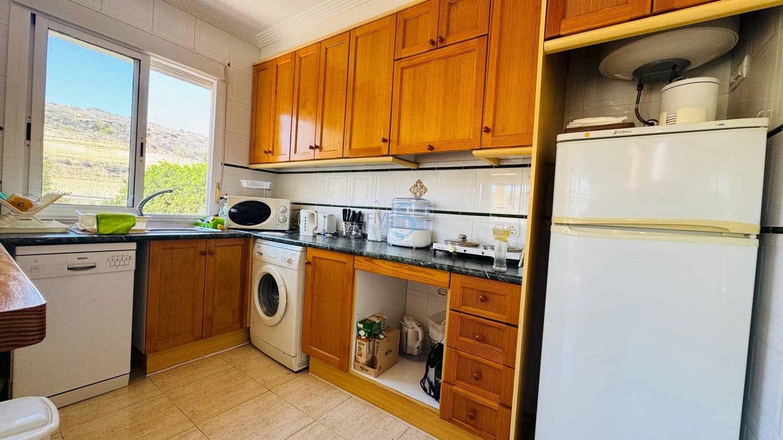 3 bedroom Apartment for sale in Guardamar del Segura with pool - € 210,000 (Ref: 9242366)