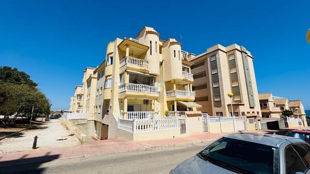 3 bedroom Apartment for sale in Guardamar del Segura with pool - € 210,000 (Ref: 9242366)