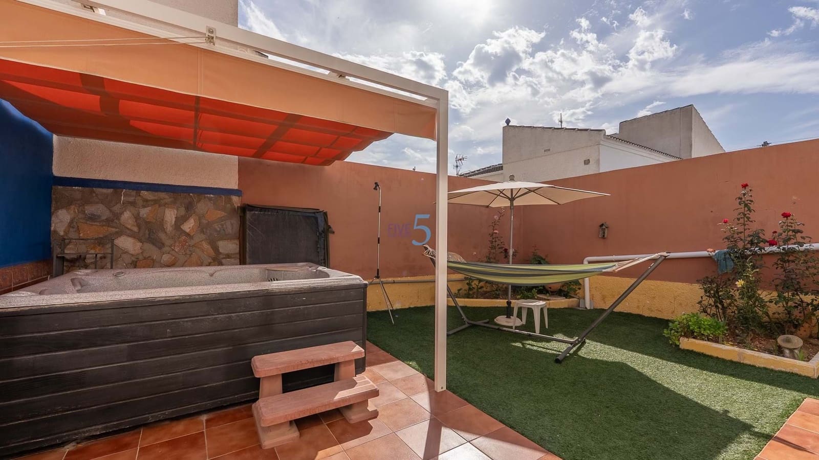 2 makuuhuone Huvila myytävänä paikassa Torrevieja - 225 000 € (Ref: 9244502)