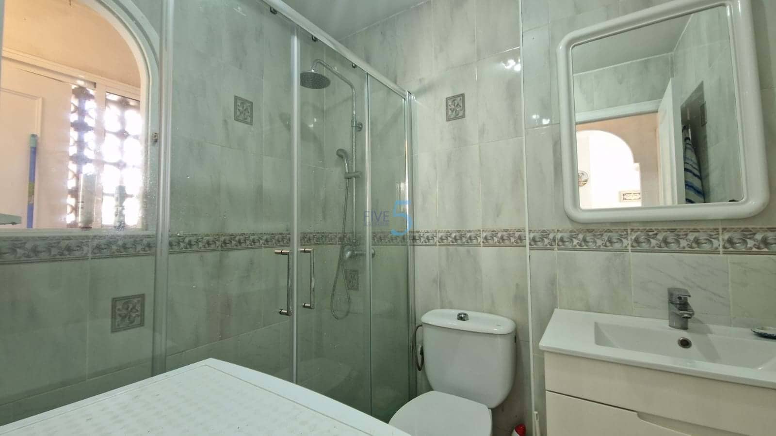 1 soverom Leilighet til salgs i Torrevieja med svømmebasseng - € 119 999 (Ref: 9245602)