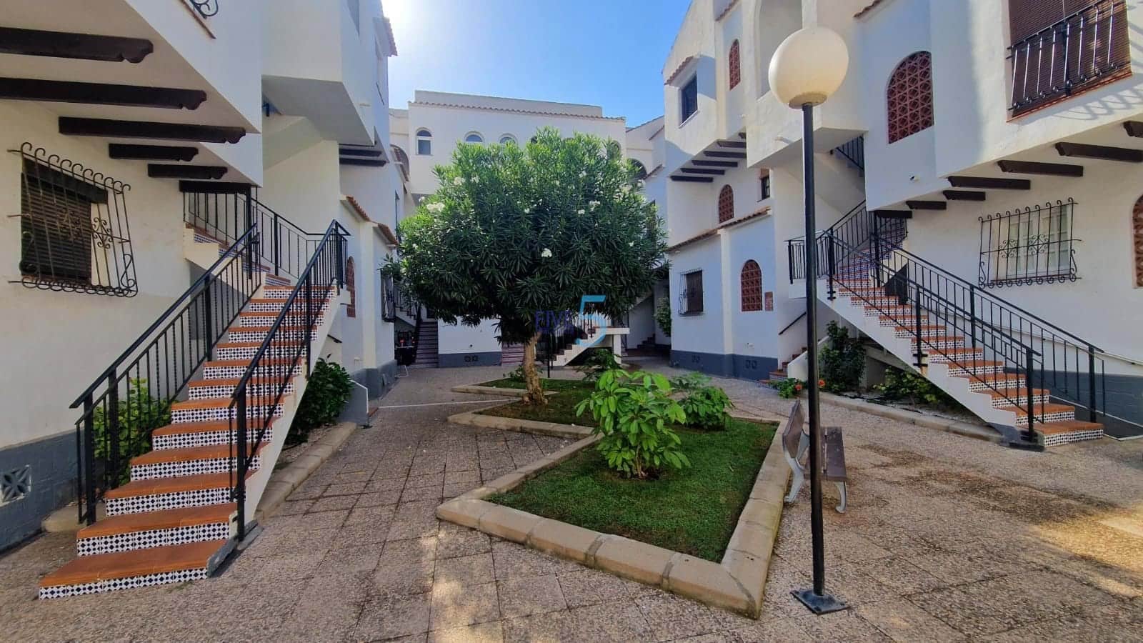 1 soverom Leilighet til salgs i Torrevieja med svømmebasseng - € 119 999 (Ref: 9245602)
