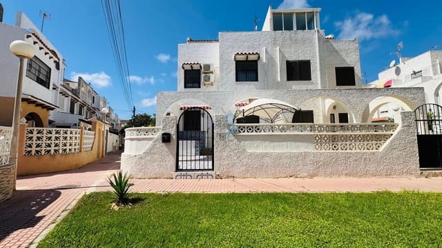 2 chambre Maison de Ville à vendre à Torrevieja avec piscine - 165 000 € (Ref: 9245775)