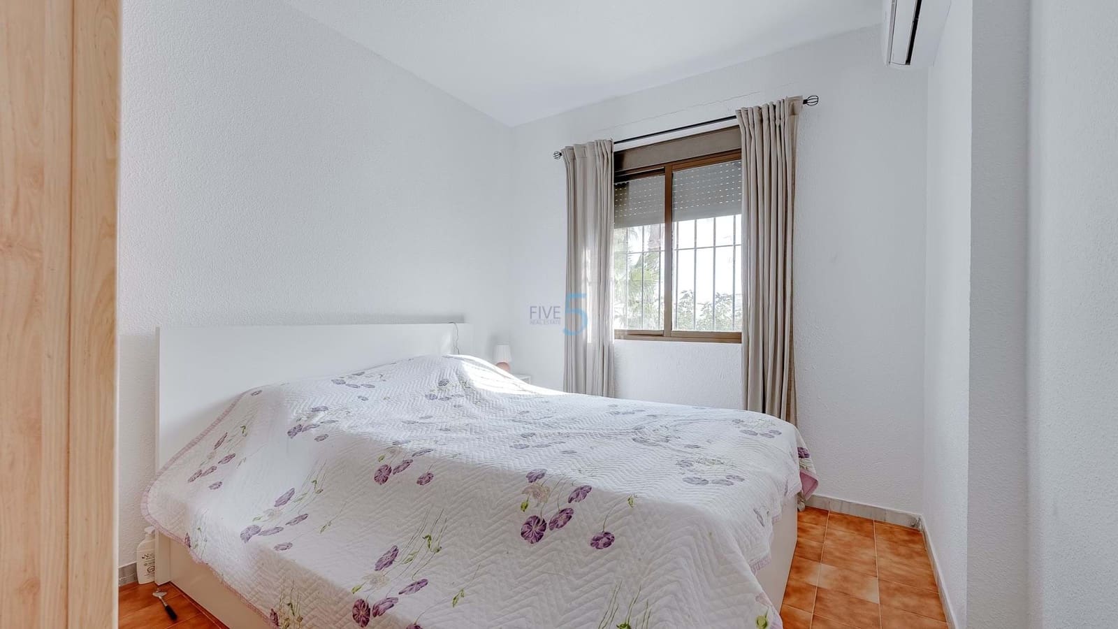 2 chambre Maison de Ville à vendre à Torrevieja avec piscine - 165 000 € (Ref: 9245775)