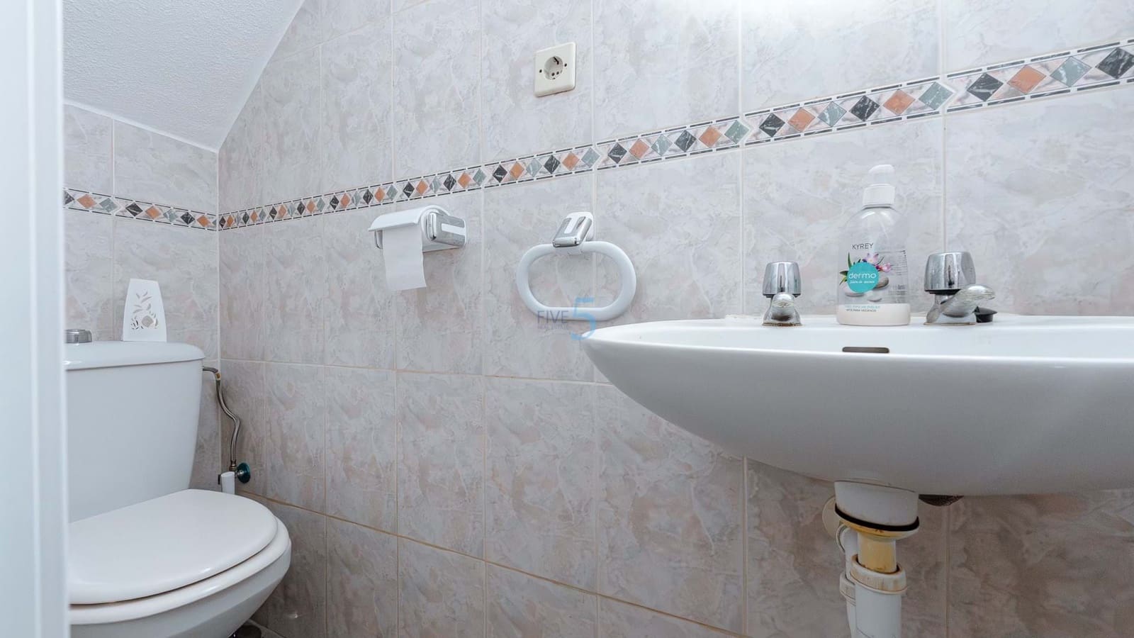 2 chambre Maison de Ville à vendre à Torrevieja avec piscine - 165 000 € (Ref: 9245775)