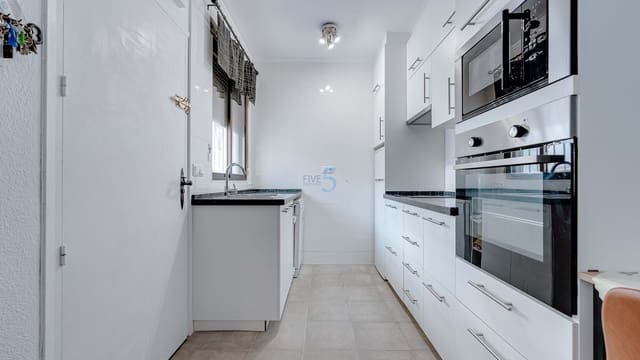 2 chambre Maison de Ville à vendre à Torrevieja avec piscine - 165 000 € (Ref: 9245775)