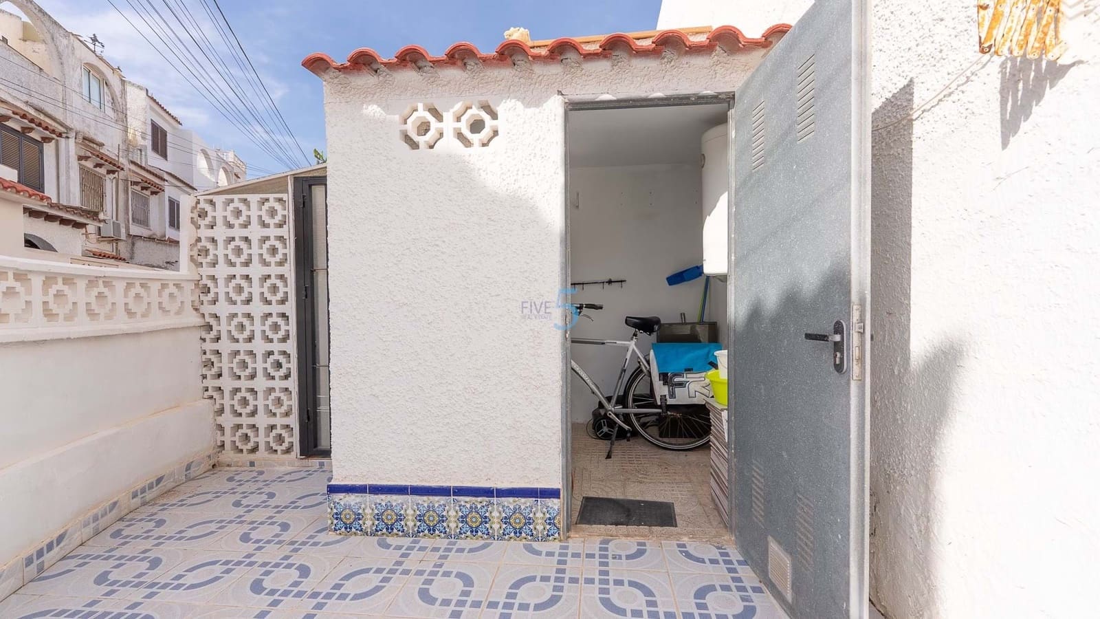 2 chambre Maison de Ville à vendre à Torrevieja avec piscine - 165 000 € (Ref: 9245775)