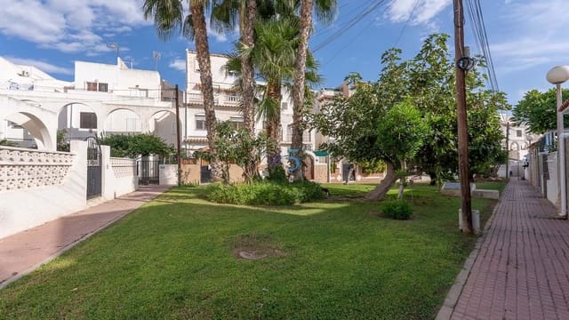 2 chambre Maison de Ville à vendre à Torrevieja avec piscine - 165 000 € (Ref: 9245775)