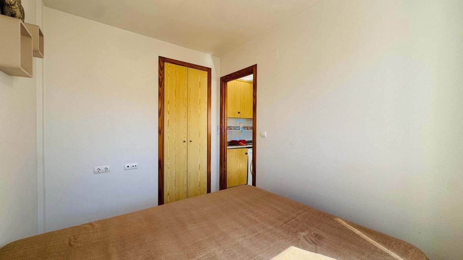 1 quarto Apartamento para venda em Torrevieja com piscina - 92 400 € (Ref: 9247816)
