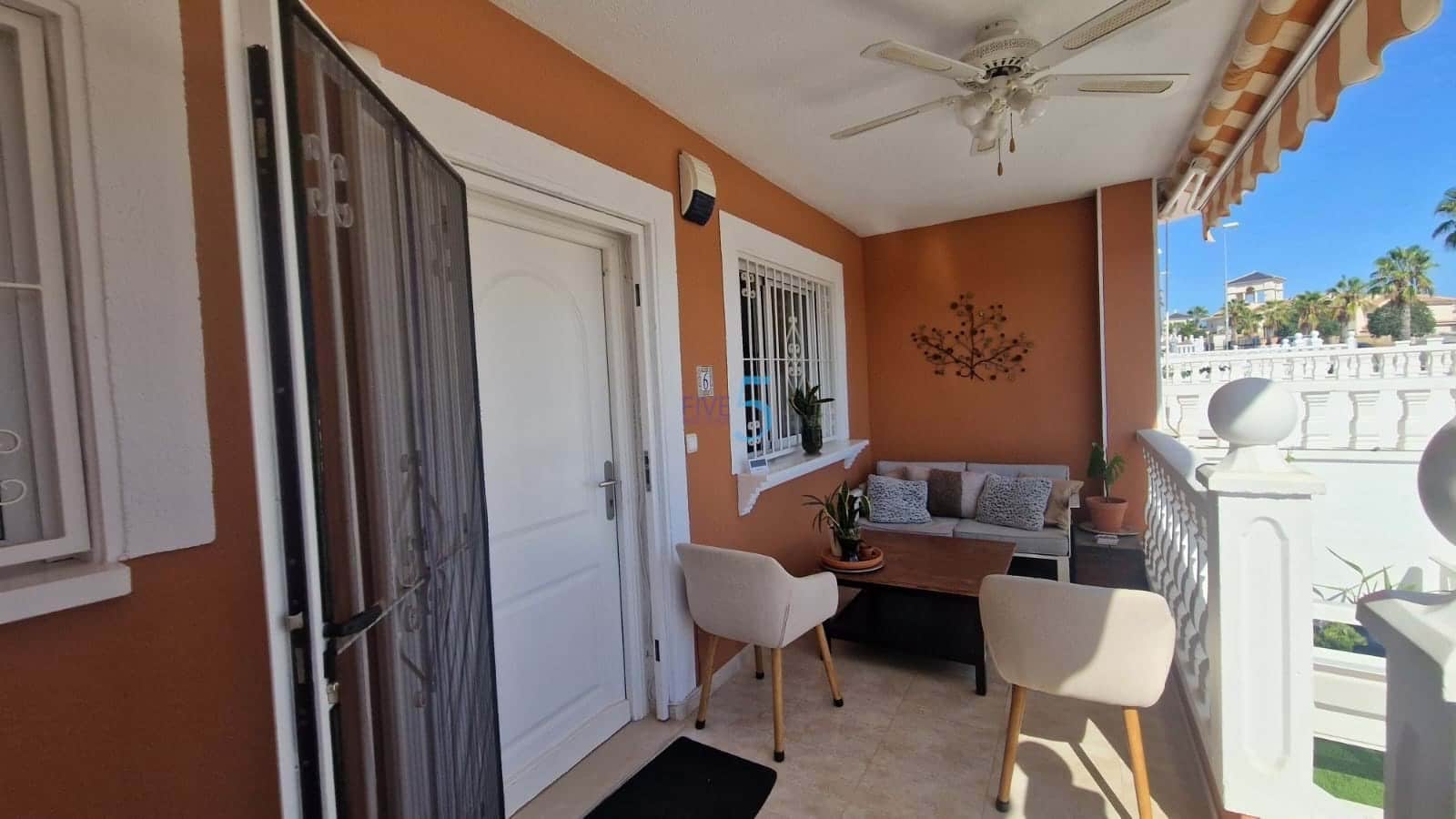 3 makuuhuone Omakotitalo myytävänä paikassa Ciudad Quesada mukana uima-altaan - 249 999 € (Ref: 9249055)