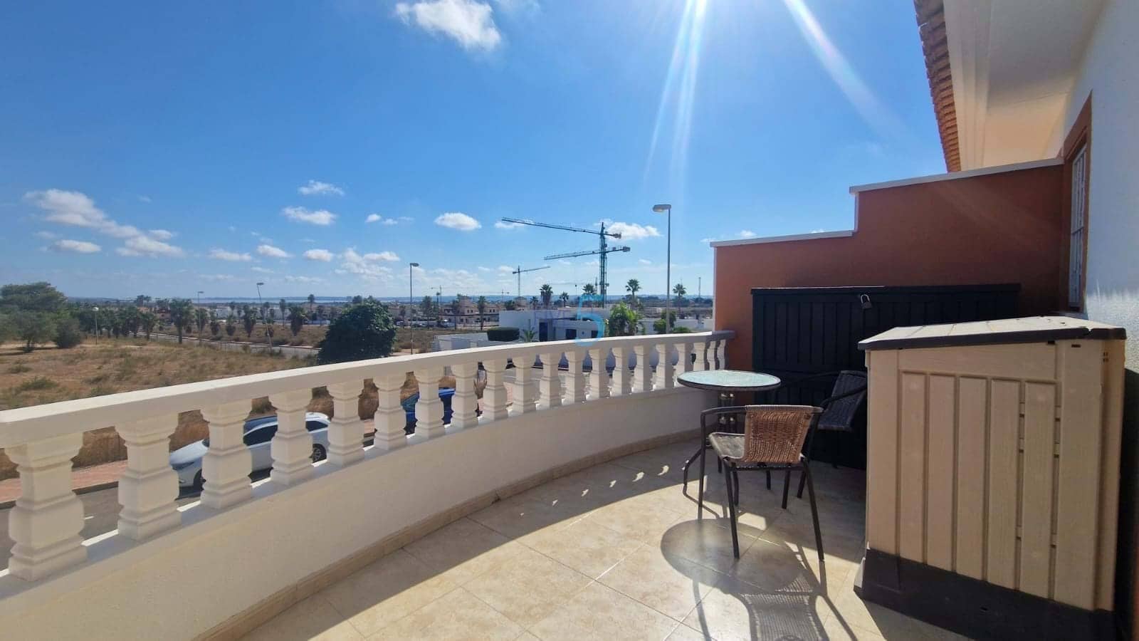 3 makuuhuone Omakotitalo myytävänä paikassa Ciudad Quesada mukana uima-altaan - 249 999 € (Ref: 9249055)