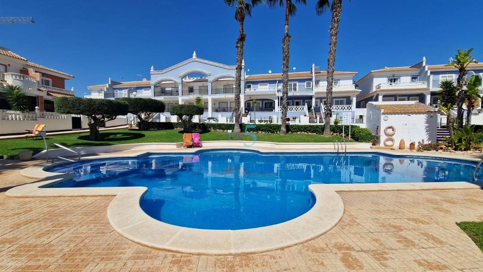 3 makuuhuone Omakotitalo myytävänä paikassa Ciudad Quesada mukana uima-altaan - 249 999 € (Ref: 9249055)