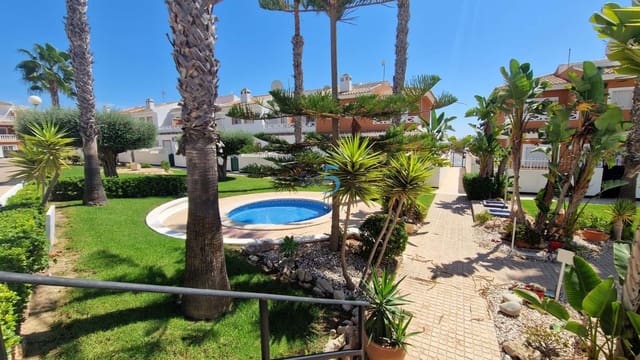 3 makuuhuone Omakotitalo myytävänä paikassa Ciudad Quesada, Rojales mukana uima-altaan - 249 999 € (Ref: 9249055)