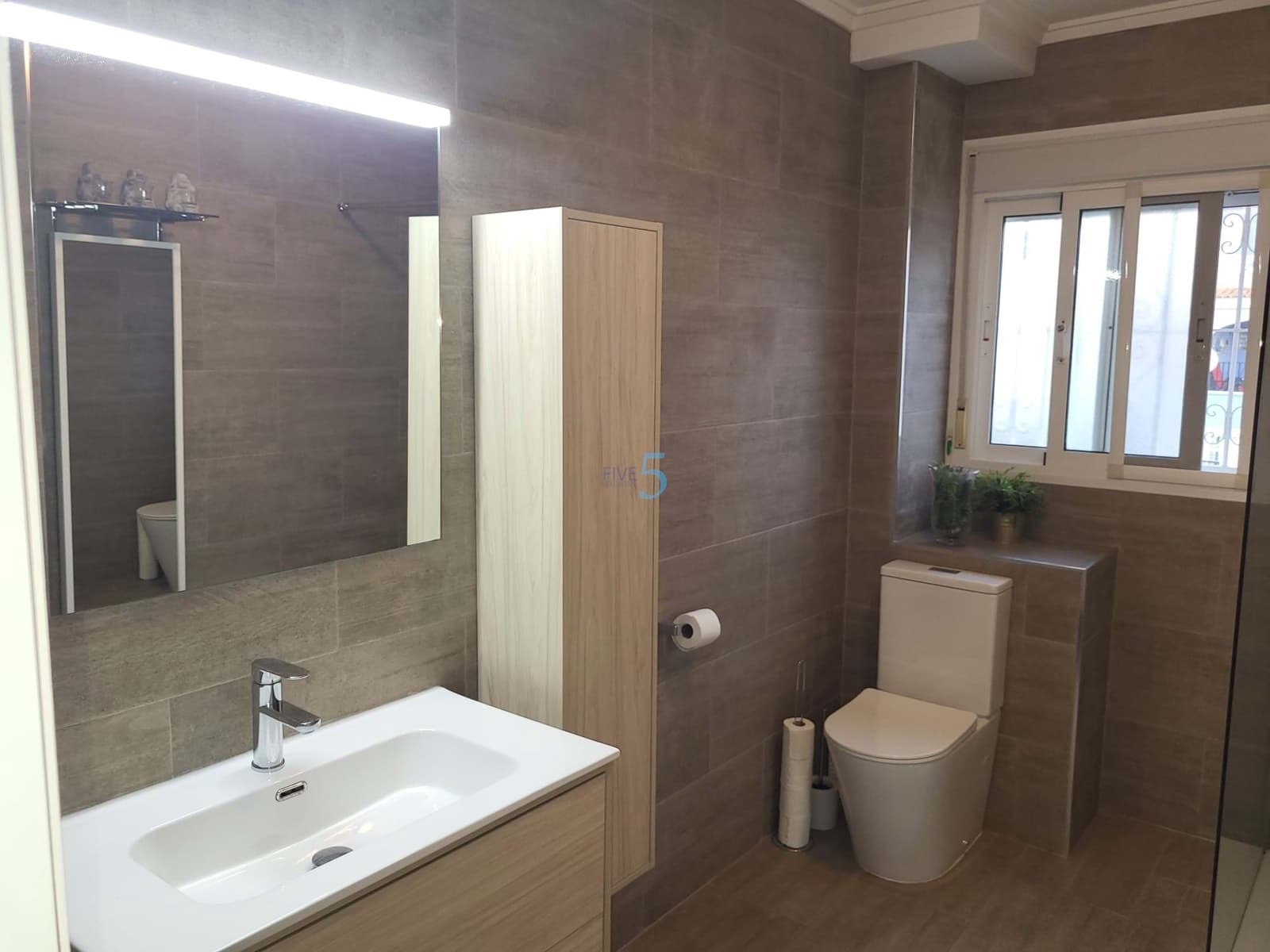 3 makuuhuone Omakotitalo myytävänä paikassa Ciudad Quesada mukana uima-altaan - 249 999 € (Ref: 9249055)