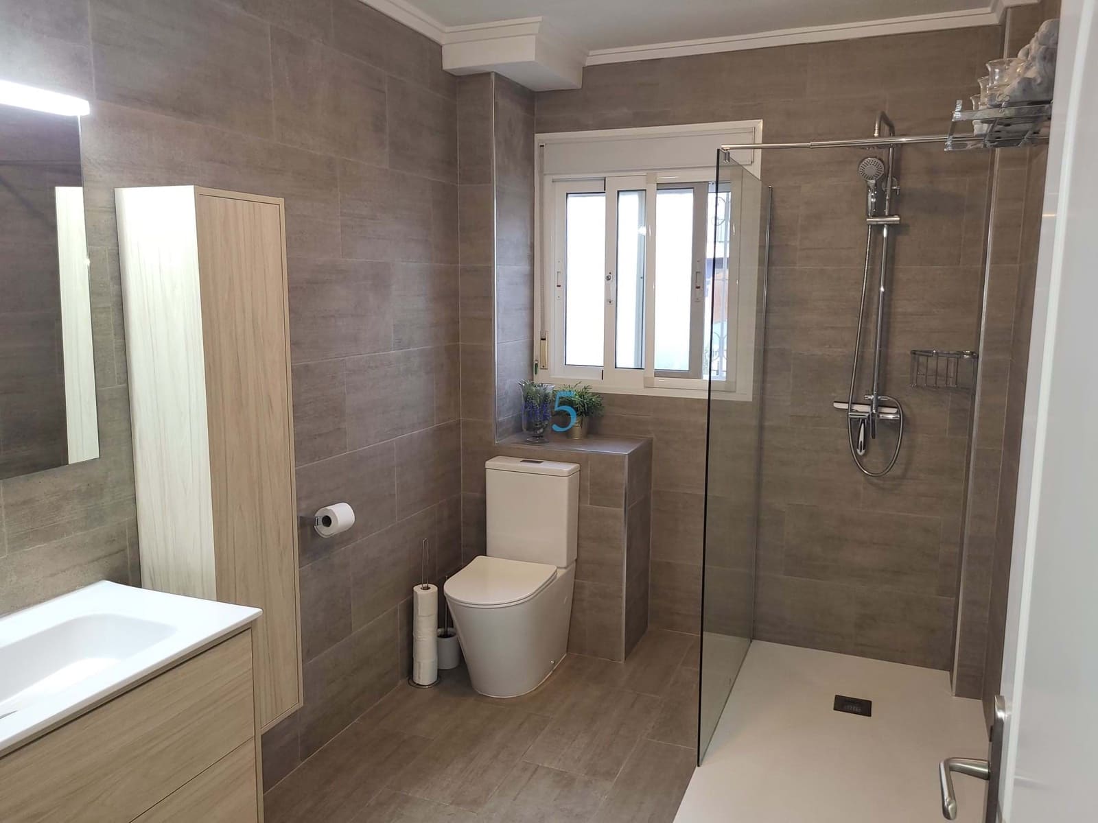 3 makuuhuone Omakotitalo myytävänä paikassa Ciudad Quesada mukana uima-altaan - 249 999 € (Ref: 9249055)