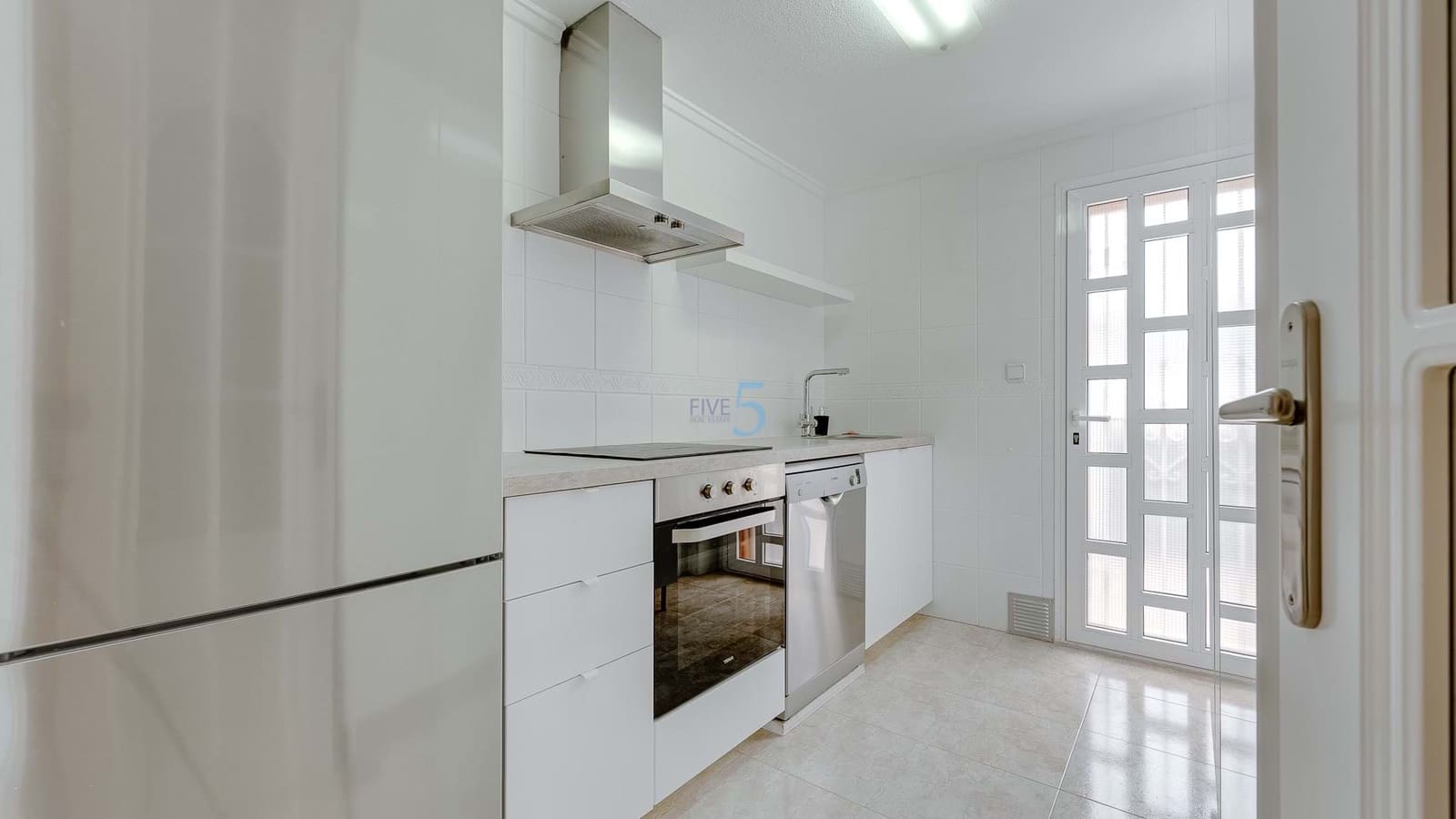 3 makuuhuone Omakotitalo myytävänä paikassa Ciudad Quesada mukana uima-altaan - 249 999 € (Ref: 9249055)