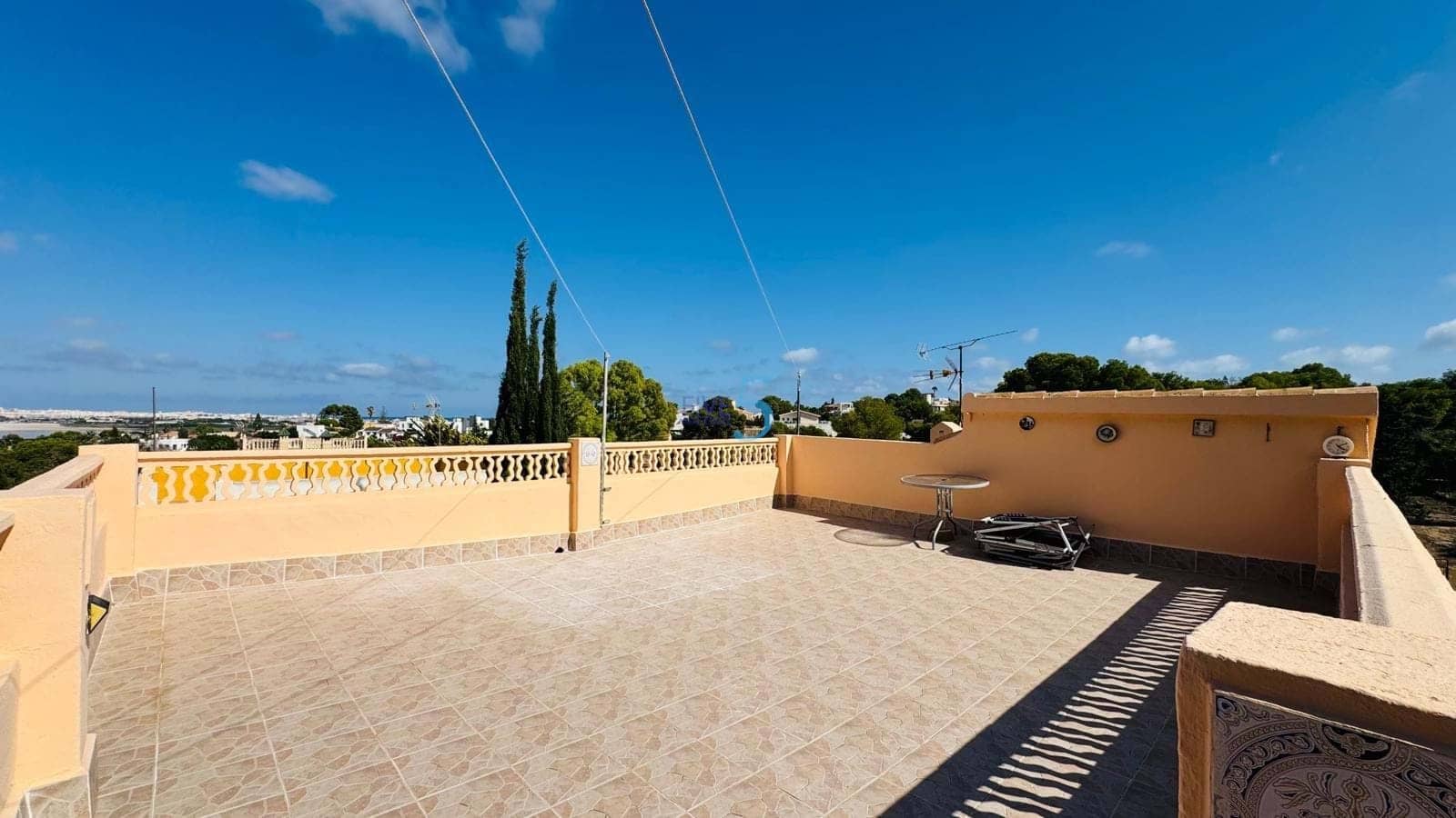 3 bedroom Villa for sale in Los Balcones with pool - € 310,000 (Ref: 9249056)