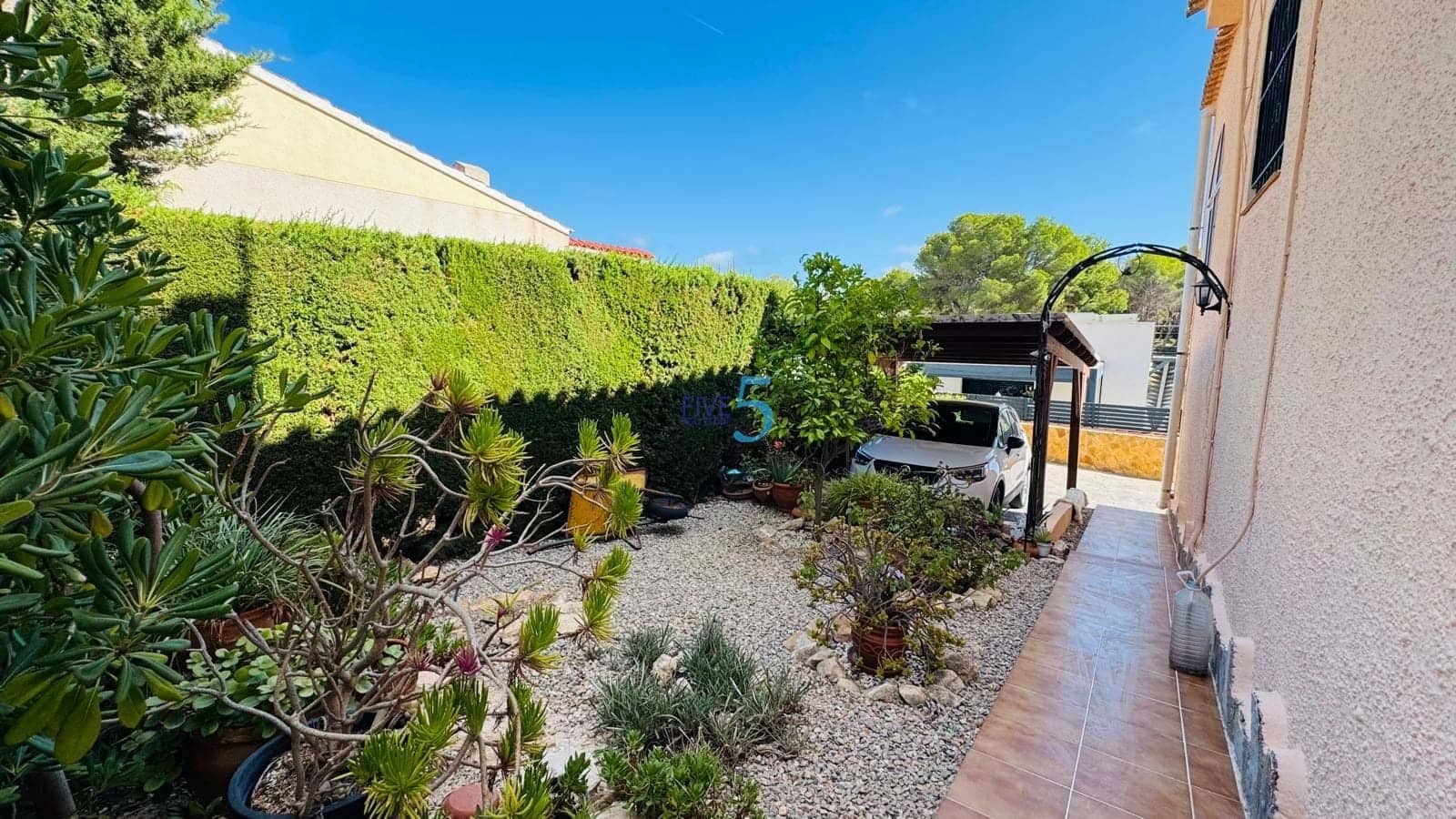 3 bedroom Villa for sale in Los Balcones with pool - € 310,000 (Ref: 9249056)