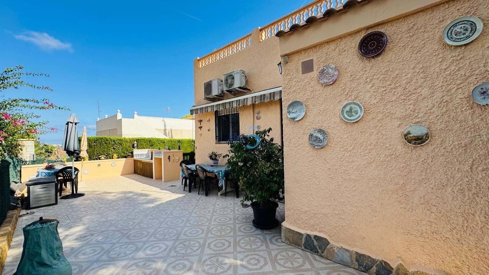 3 bedroom Villa for sale in Los Balcones with pool - € 310,000 (Ref: 9249056)