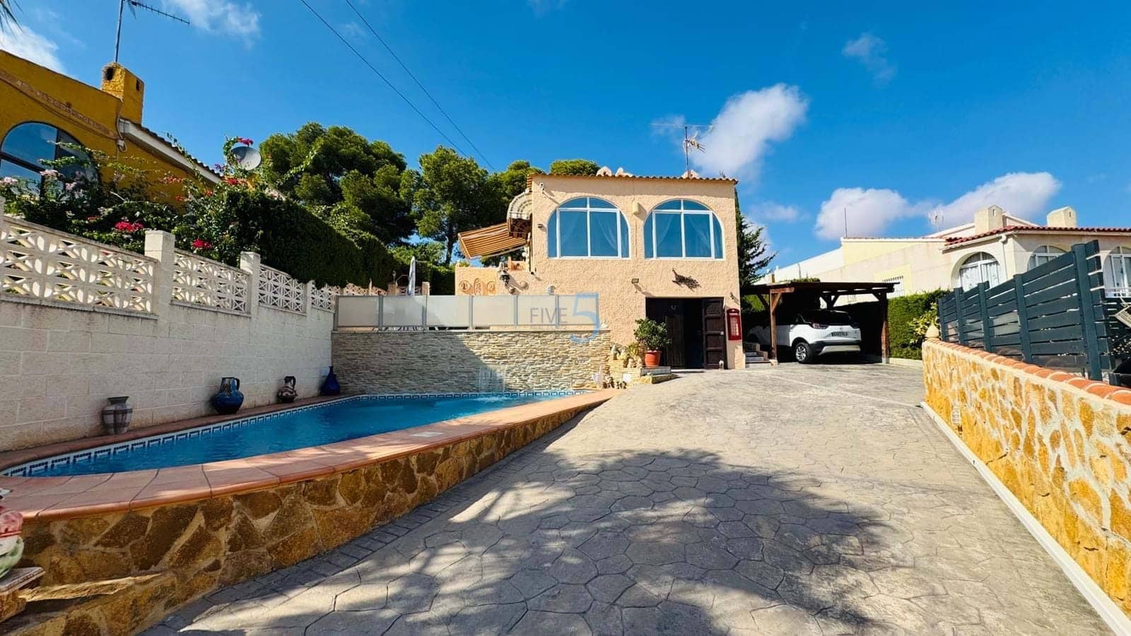 3 bedroom Villa for sale in Los Balcones with pool - € 310,000 (Ref: 9249056)