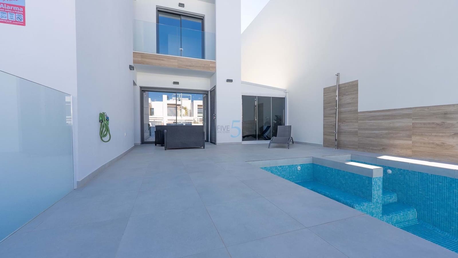 5 slaapkamer Villa te koop in Rojales met zwembad - € 450.000 (Ref: 9254508)