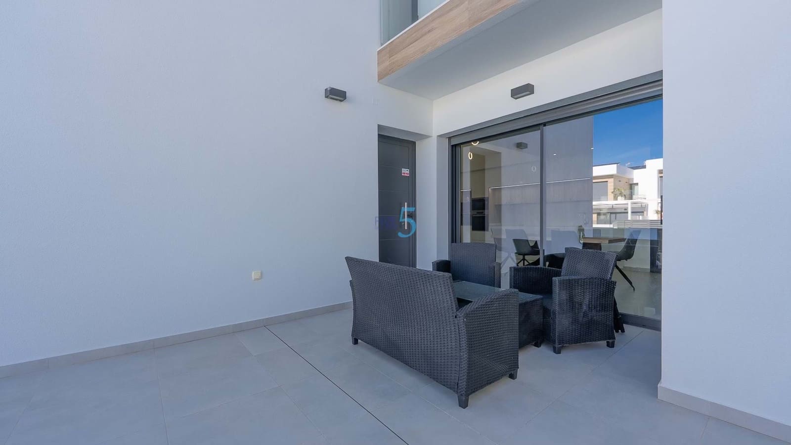 5 slaapkamer Villa te koop in Rojales met zwembad - € 450.000 (Ref: 9254508)