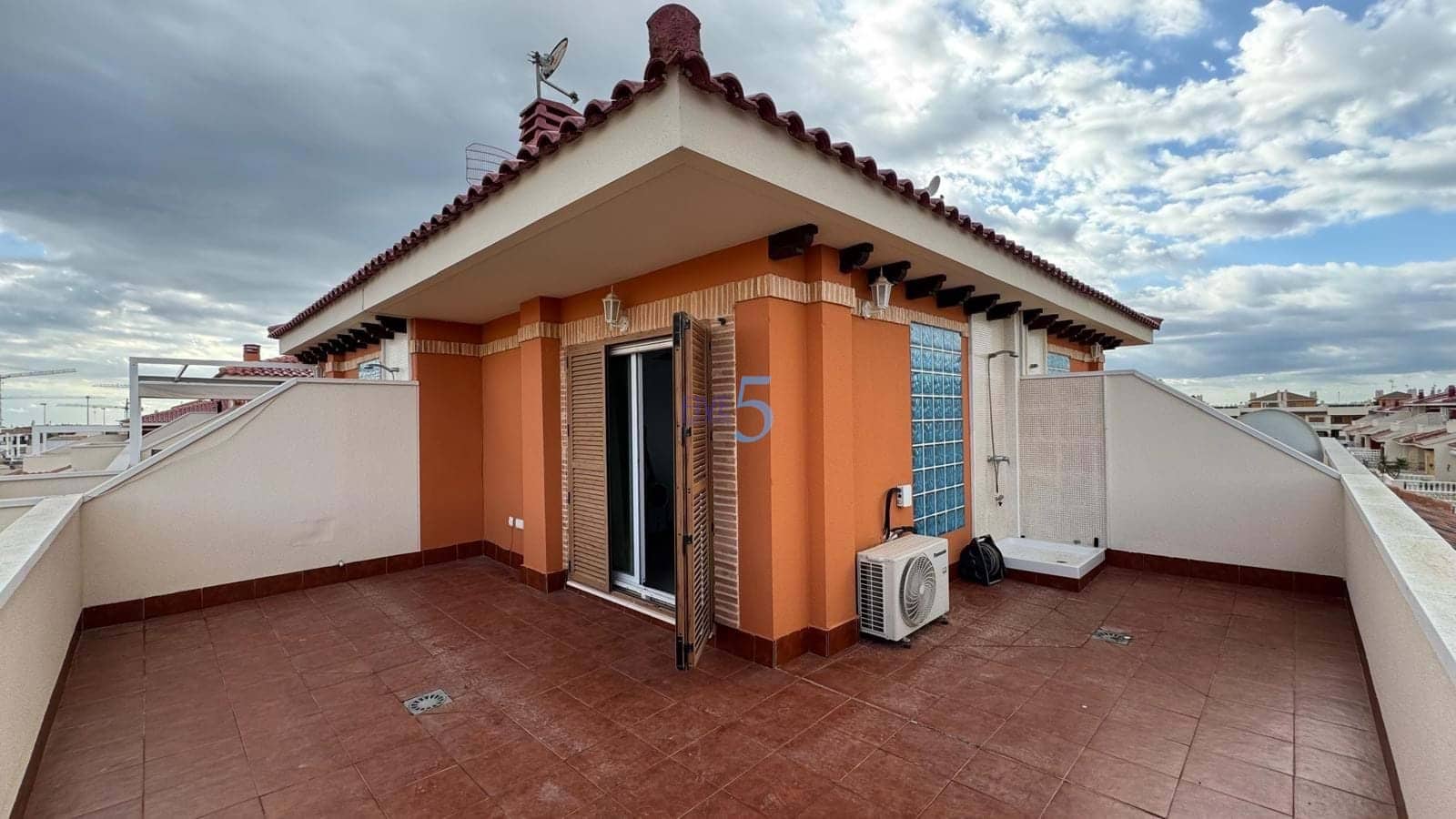 3 sovrum Hus till salu i Playa Flamenca med pool - 305 000 € (Ref: 9254510)