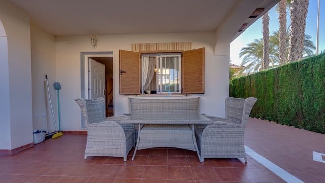 3 bedroom Townhouse for sale in Playa Flamenca, Orihuela with pool - € 305,000 (Ref: 9254510)