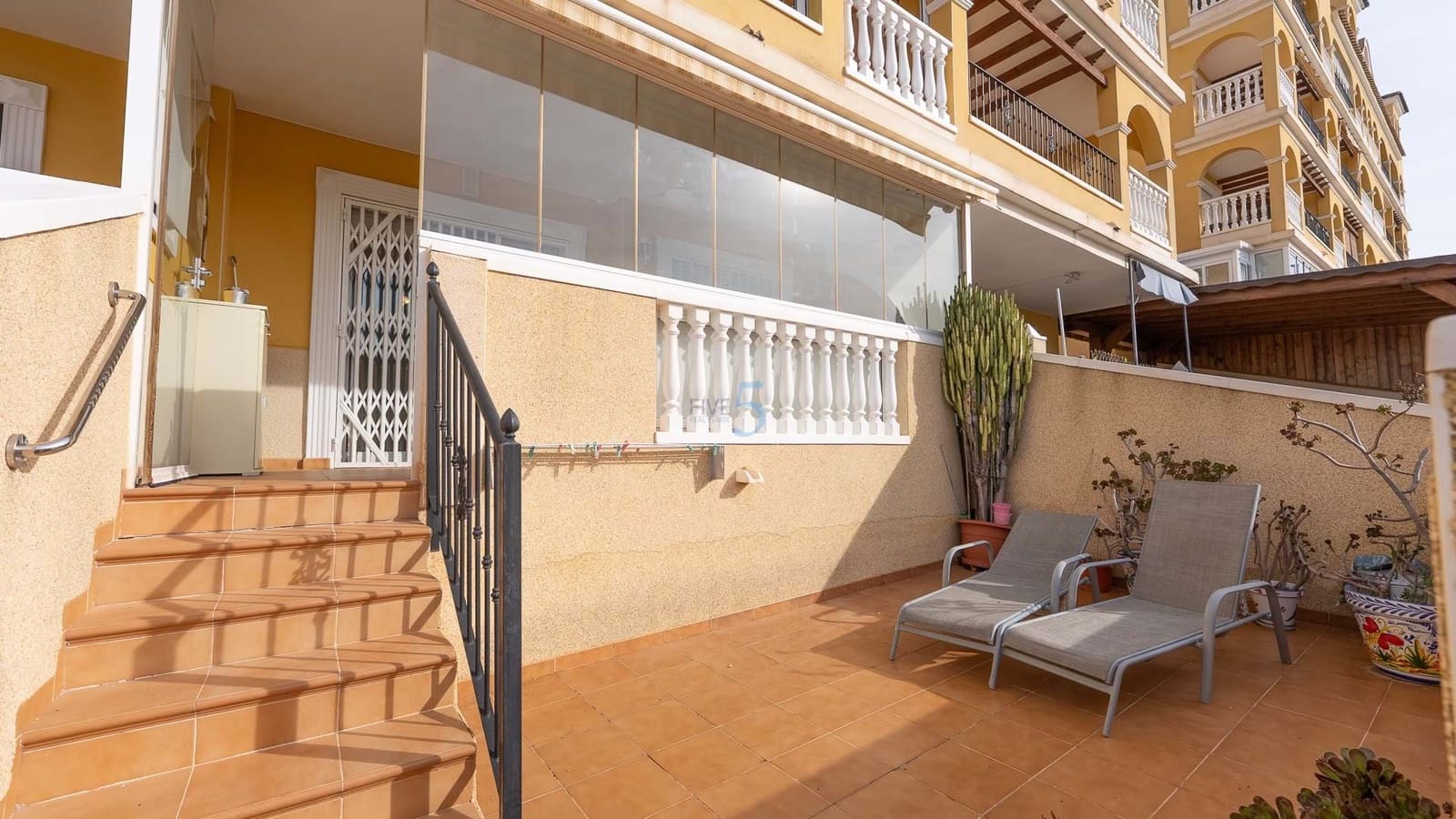 Apartamento de 2 habitaciones en Algorfa en venta con piscina - 130.000 € (Ref: 9254602)