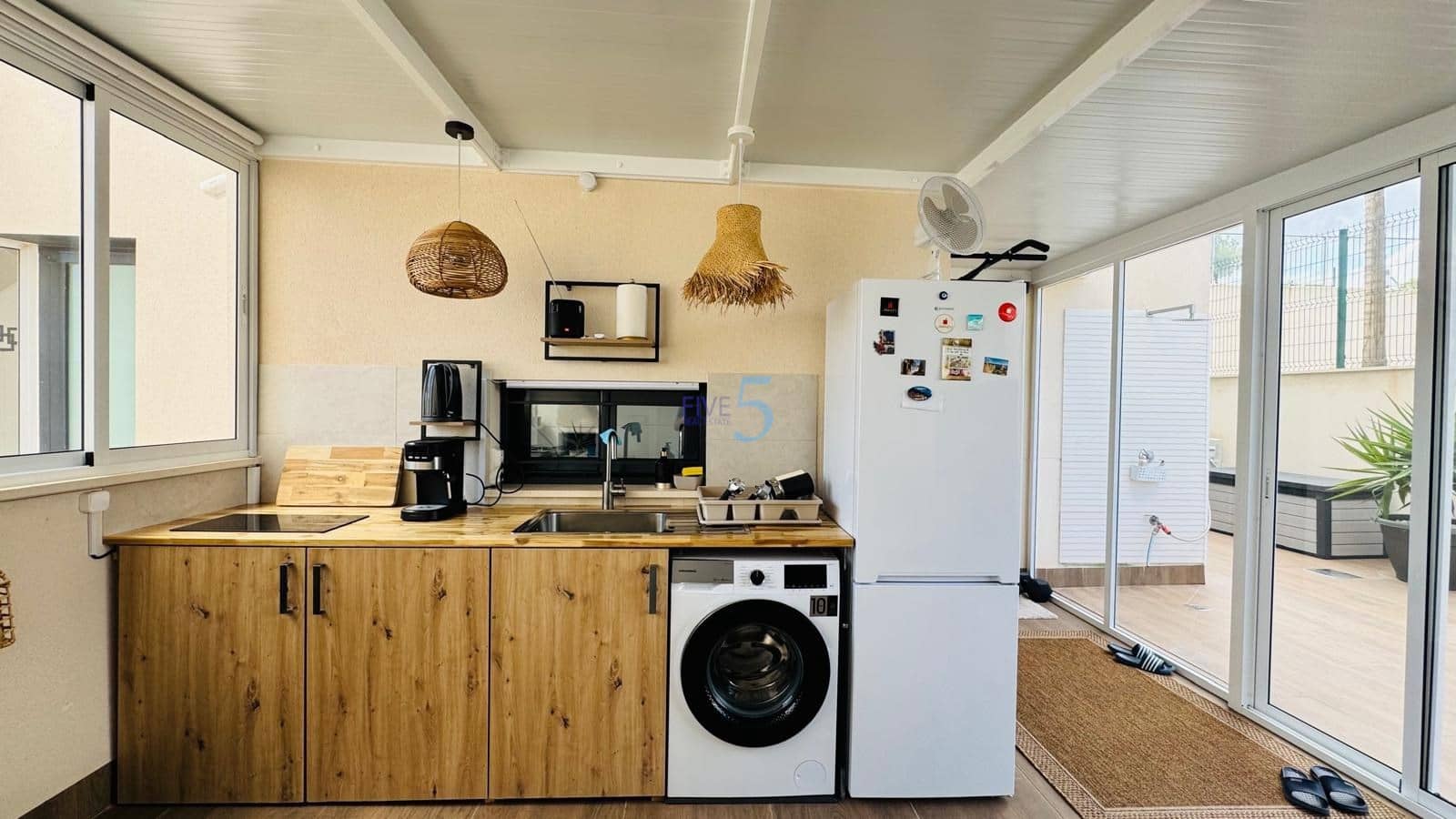 Apartamento de 2 habitaciones en San Miguel de Salinas en venta con piscina garaje - 331.420 € (Ref: 9254603)