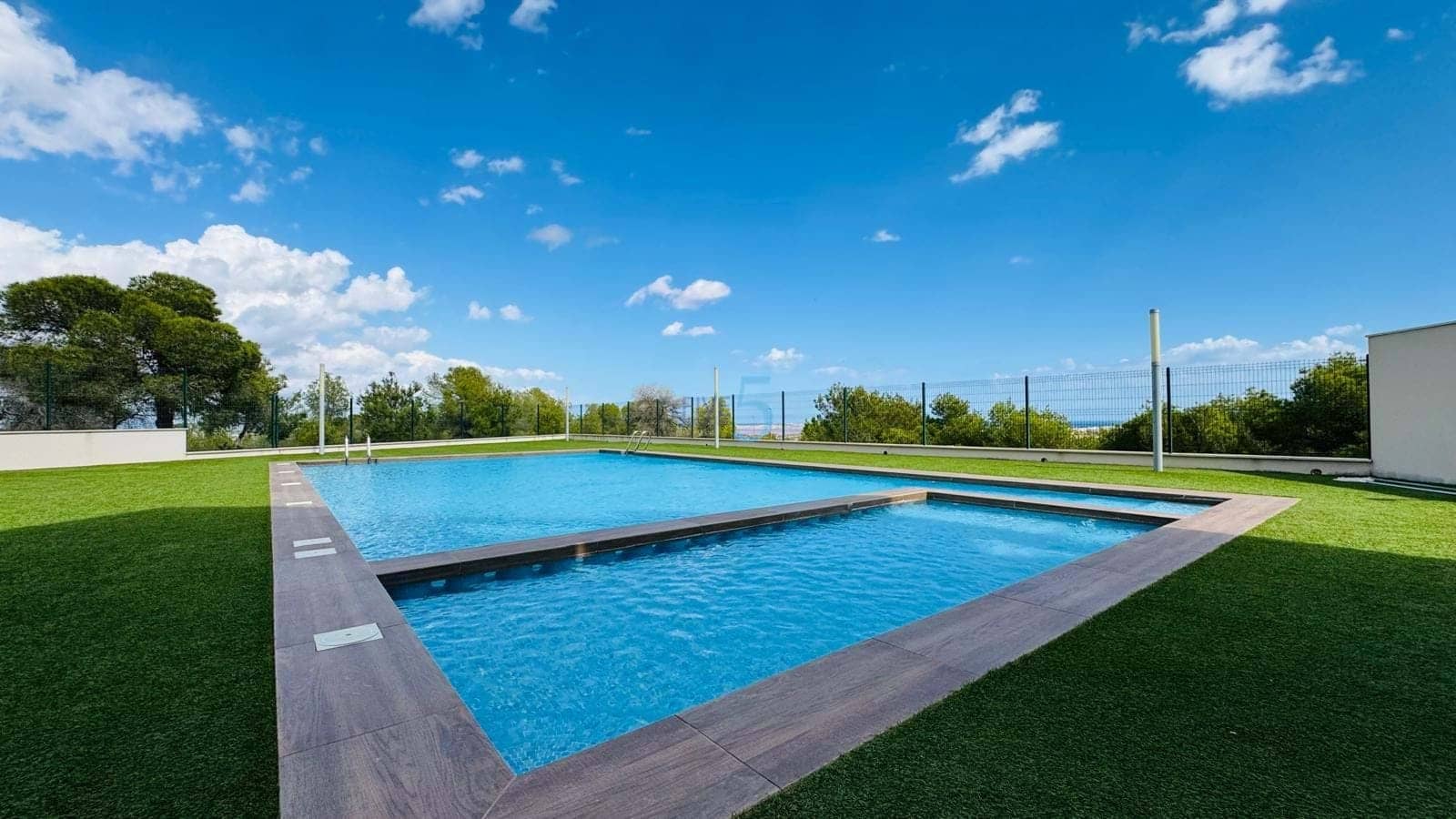 Apartamento de 2 habitaciones en San Miguel de Salinas en venta con piscina garaje - 331.420 € (Ref: 9254603)