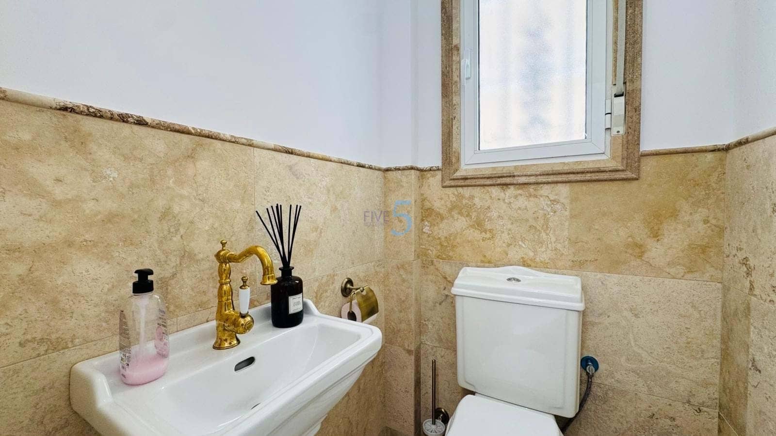 3 bedroom Villa for sale in Villamartin with pool garage - € 250,000 (Ref: 9261923)