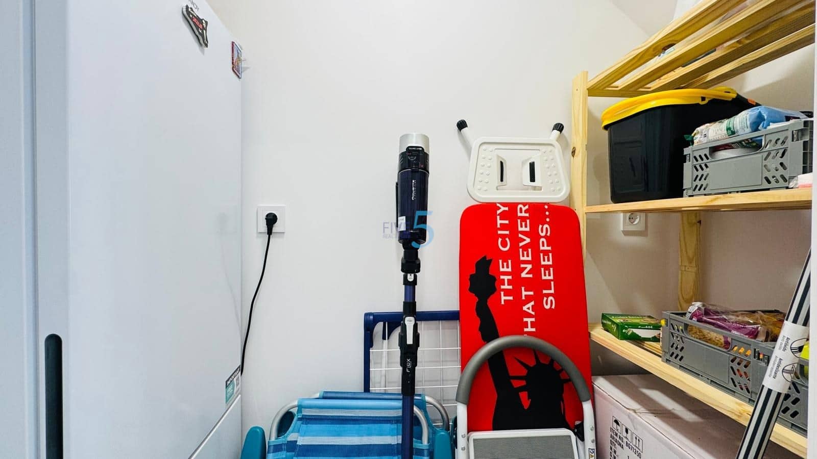 3 bedroom Villa for sale in Villamartin with pool garage - € 250,000 (Ref: 9261923)