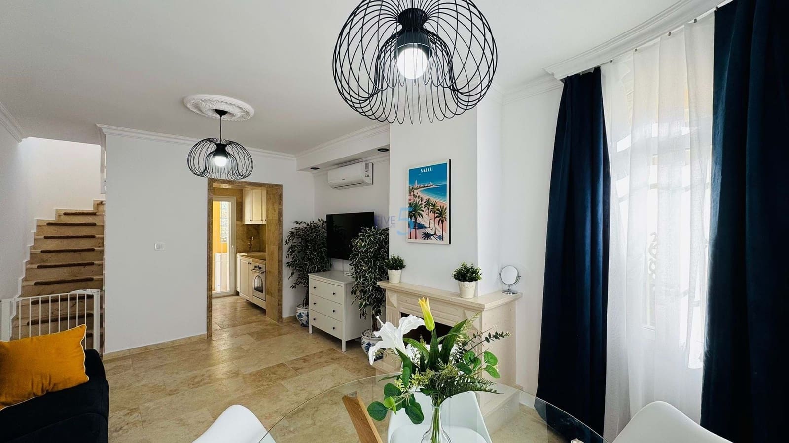 3 sypialnia Willa na sprzedaż w Villamartin z basenem garażem - 299 000 € (Ref: 9261923)