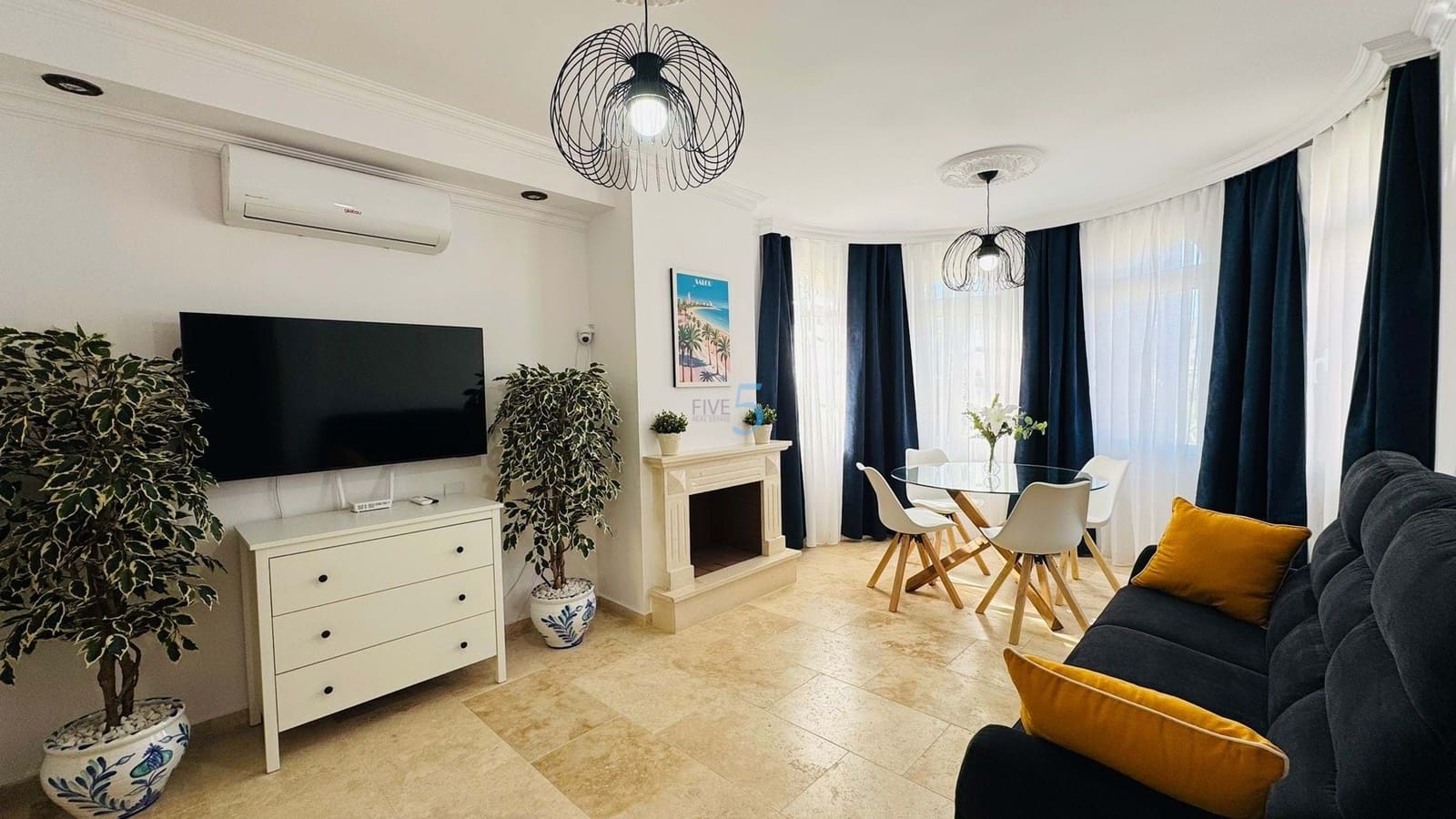 3 sypialnia Willa na sprzedaż w Villamartin z basenem garażem - 299 000 € (Ref: 9261923)