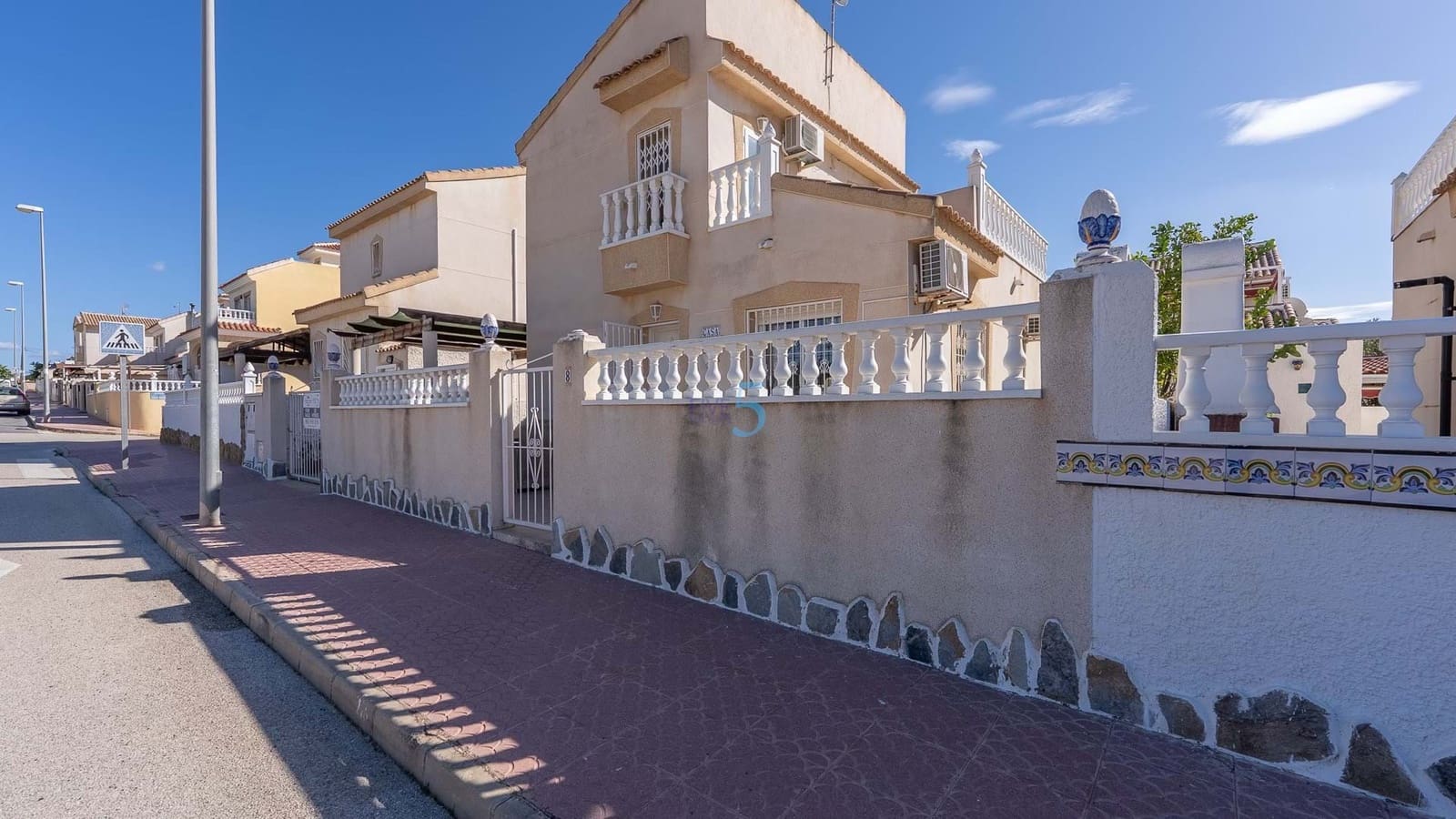 3 chambre Villa/Maison à vendre à Ciudad Quesada avec piscine - 229 950 € (Ref: 9265586)