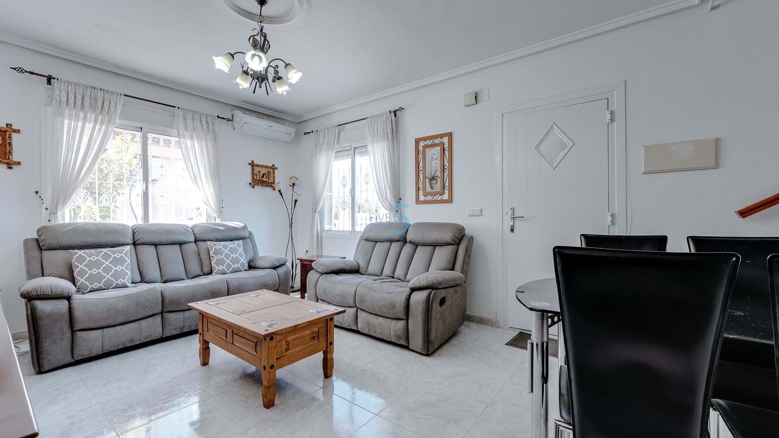 3 chambre Villa/Maison à vendre à Ciudad Quesada avec piscine - 229 950 € (Ref: 9265586)