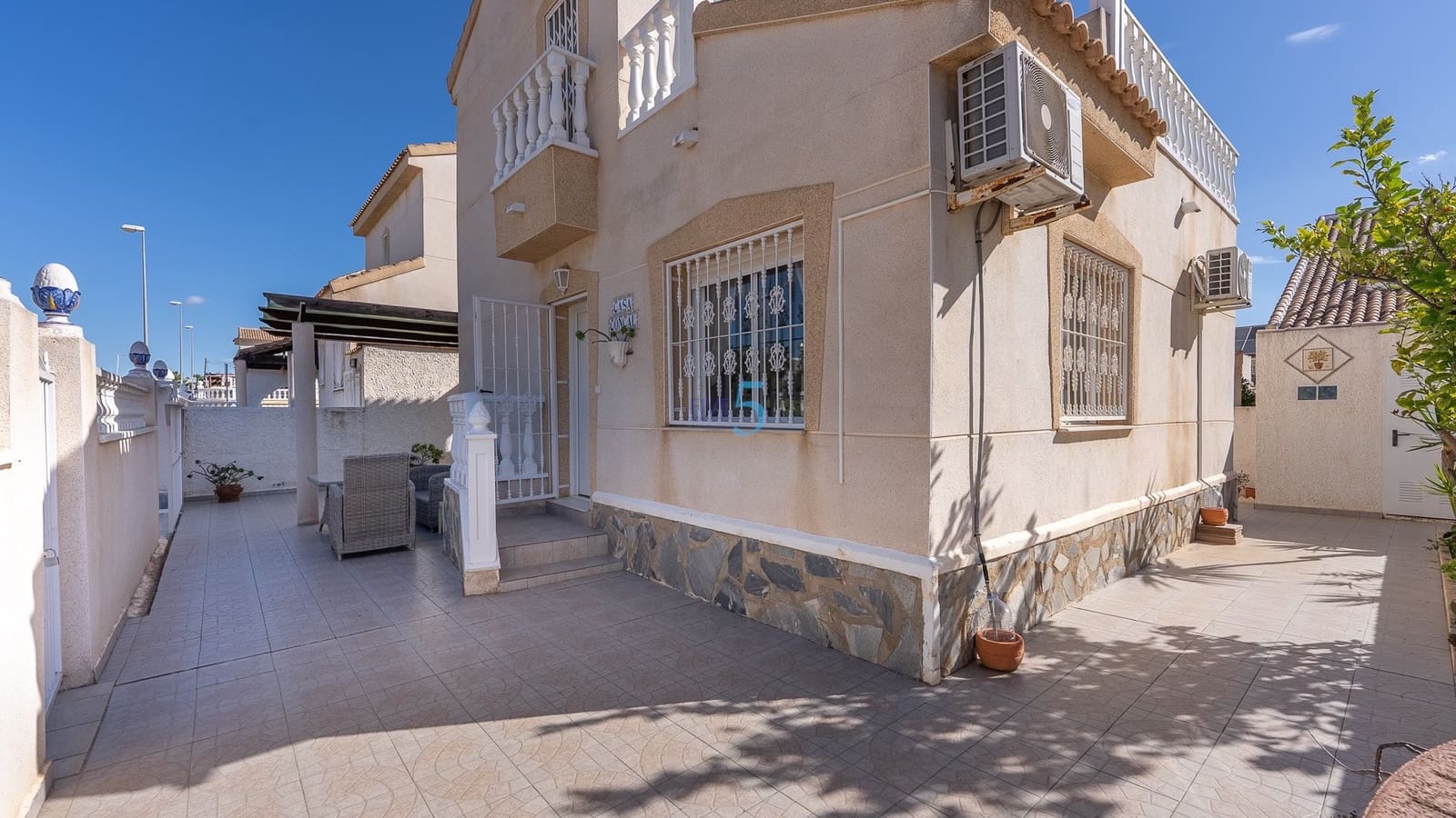 3 chambre Villa/Maison à vendre à Ciudad Quesada avec piscine - 229 950 € (Ref: 9265586)