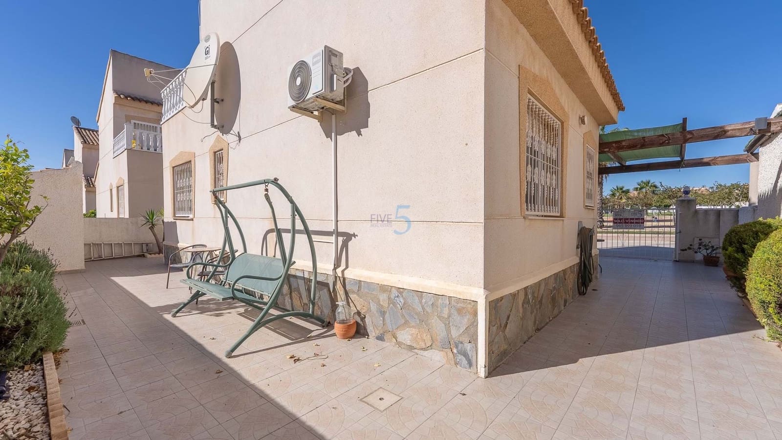 3 chambre Villa/Maison à vendre à Ciudad Quesada avec piscine - 229 950 € (Ref: 9265586)