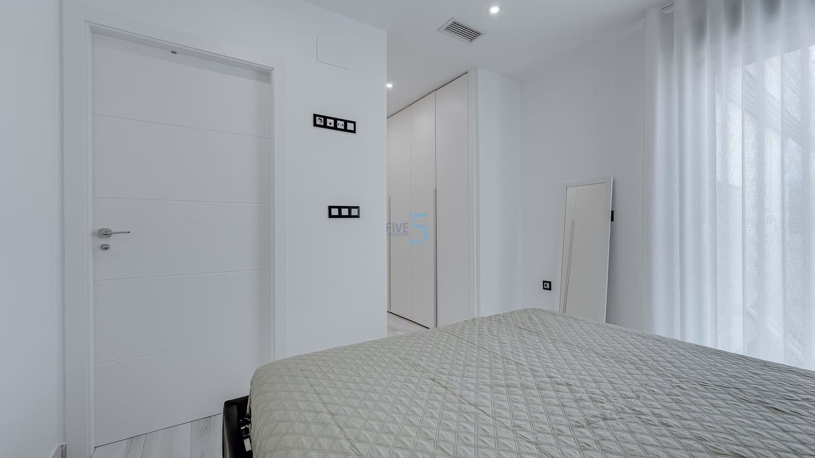 3 sovrum Villa till salu i Orihuela Costa med pool - 649 900 € (Ref: 9269034)