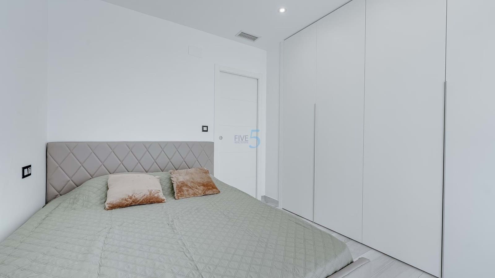 3 sovrum Villa till salu i Orihuela Costa med pool - 649 900 € (Ref: 9269034)