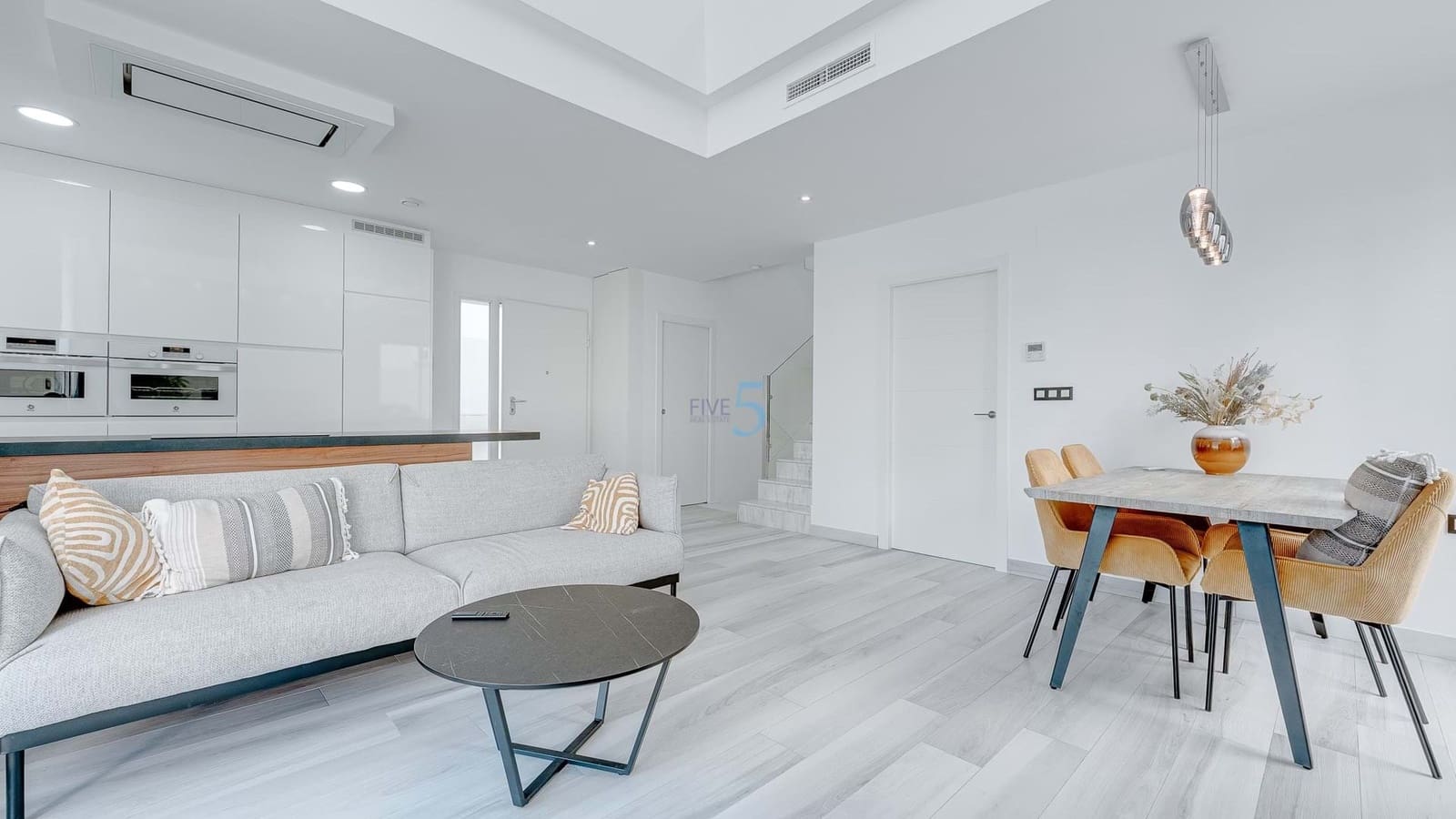 3 sovrum Villa till salu i Orihuela Costa med pool - 649 900 € (Ref: 9269034)