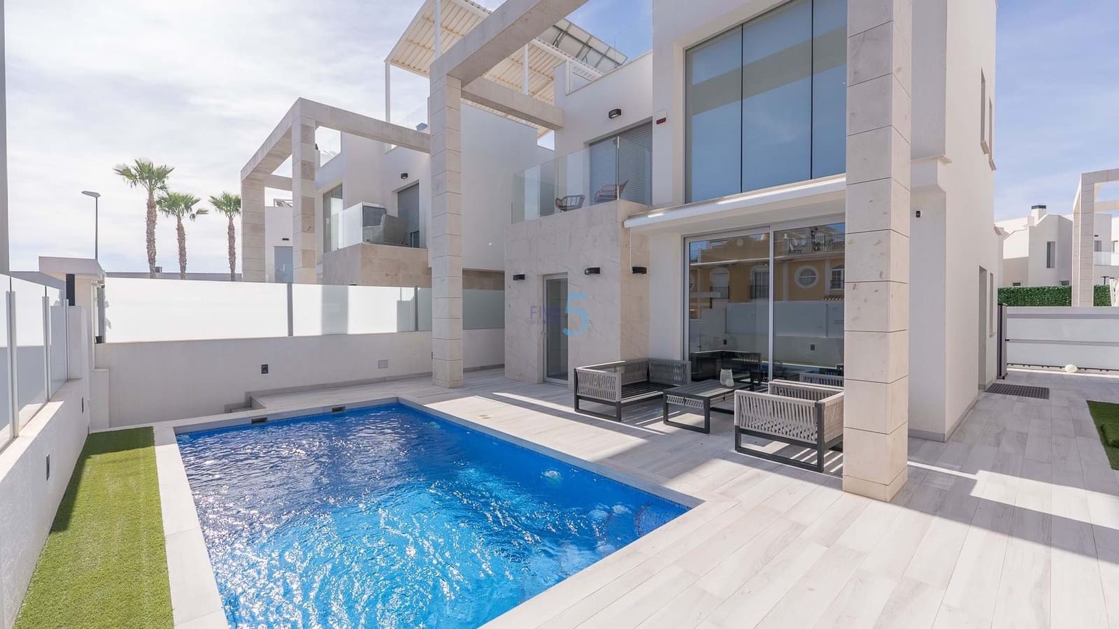 3 sovrum Villa till salu i Orihuela Costa med pool - 649 900 € (Ref: 9269034)