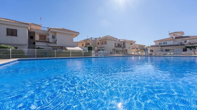 2 bedroom Townhouse for sale in Playa Flamenca, Orihuela with pool - € 204,990 (Ref: 9269035)