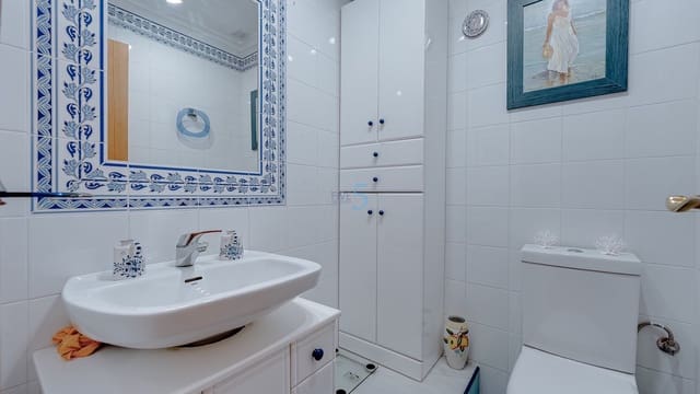 2 bedroom Townhouse for sale in Playa Flamenca, Orihuela with pool - € 204,990 (Ref: 9269035)