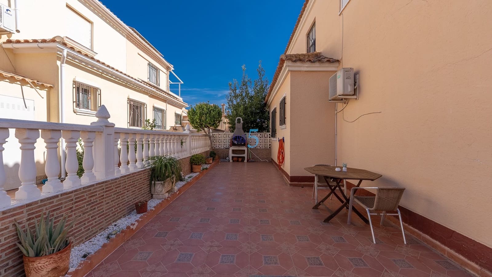 2 sypialnia Willa na sprzedaż w Playa Flamenca z basenem - 184 000 € (Ref: 9270363)