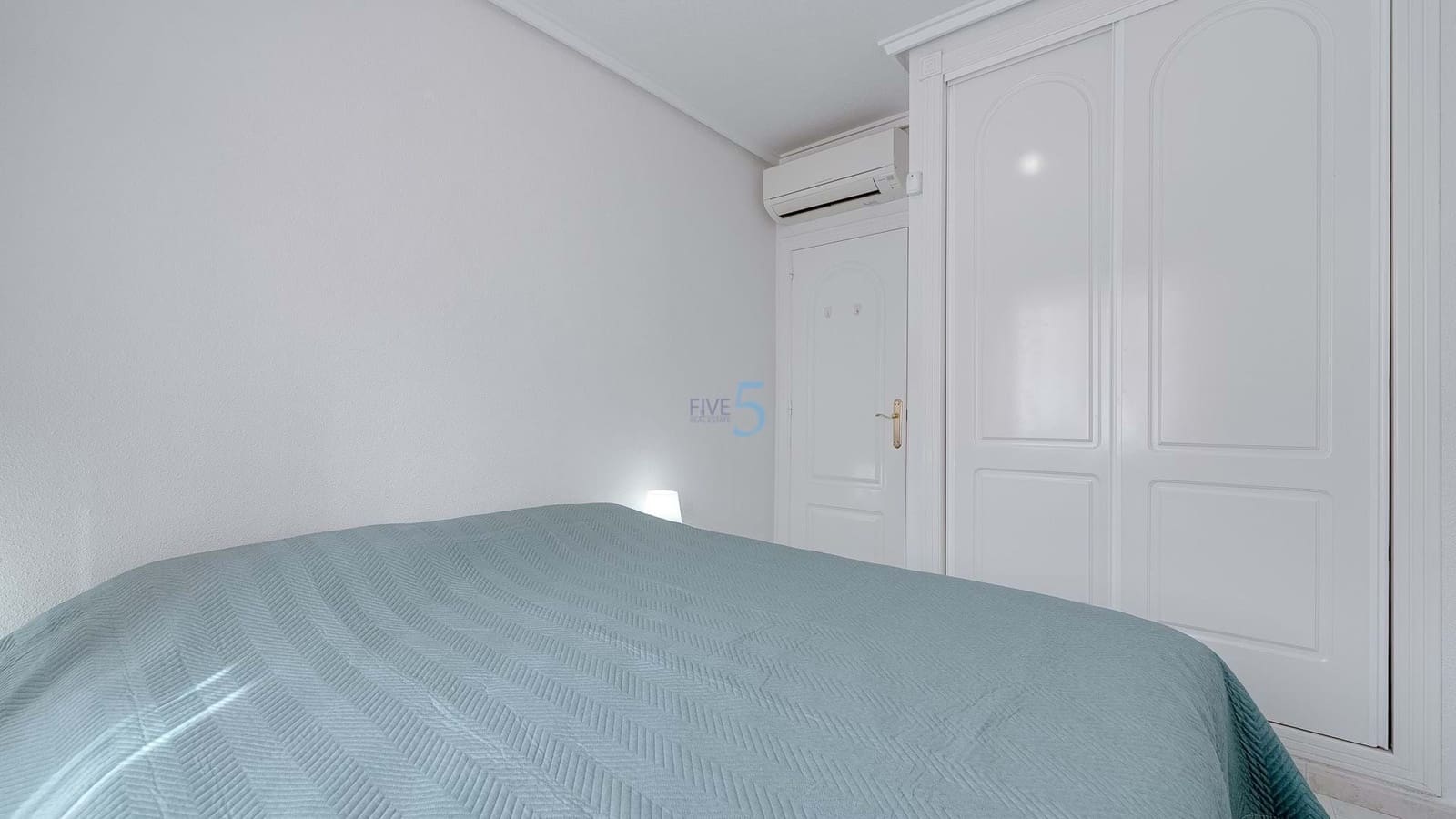 2 soveværelse Lejlighed til salg i Ciudad Quesada med swimmingpool - € 149.000 (Ref: 9270623)