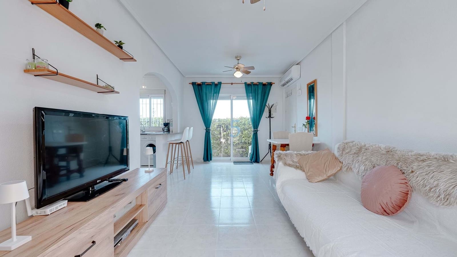 2 soveværelse Lejlighed til salg i Ciudad Quesada med swimmingpool - € 149.000 (Ref: 9270623)