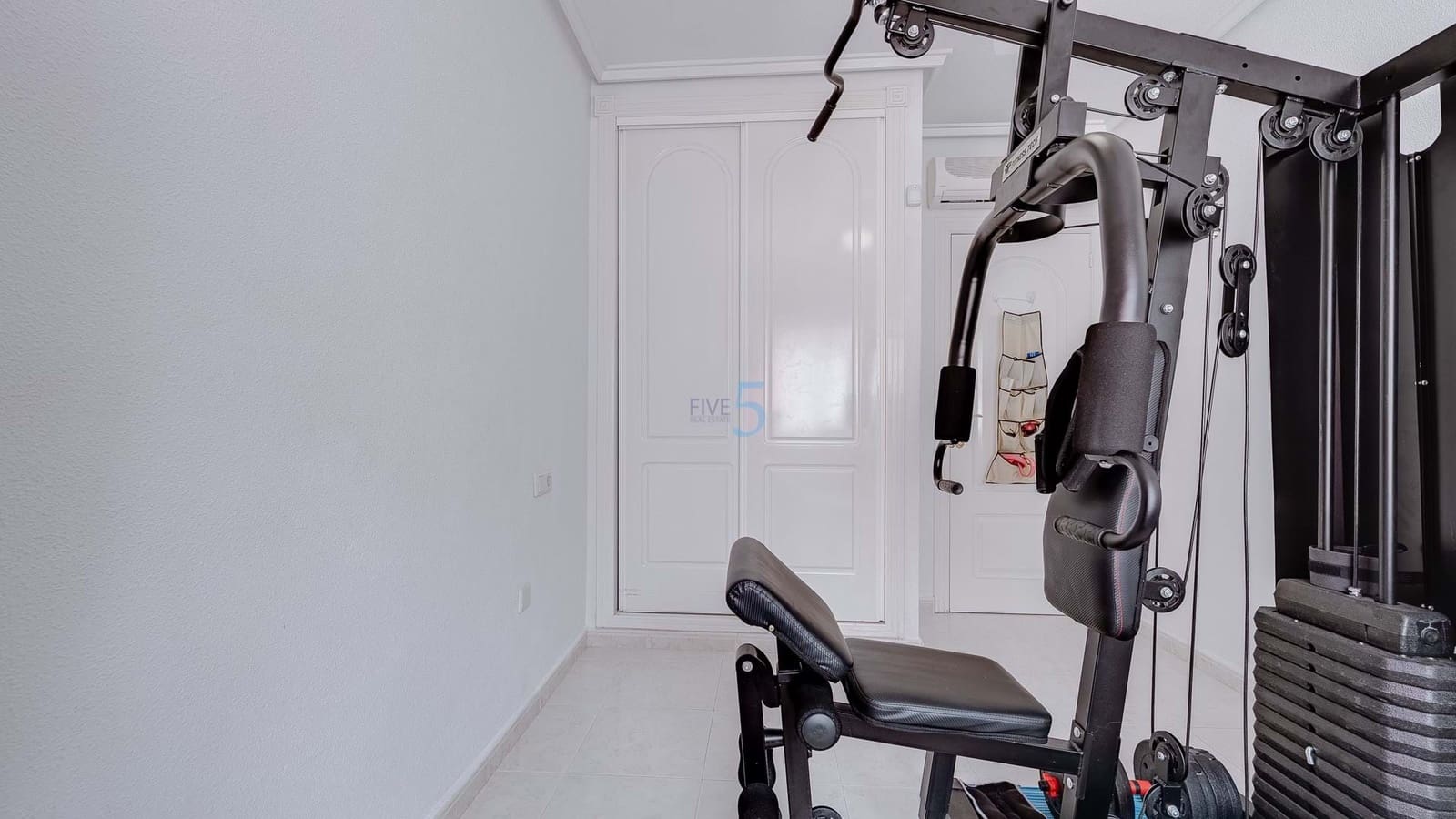 2 soveværelse Lejlighed til salg i Ciudad Quesada med swimmingpool - € 149.000 (Ref: 9270623)